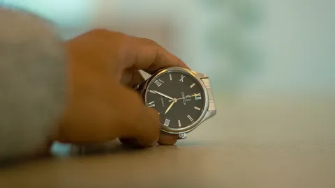 The Best Watch Brands Under 1000 Dollars