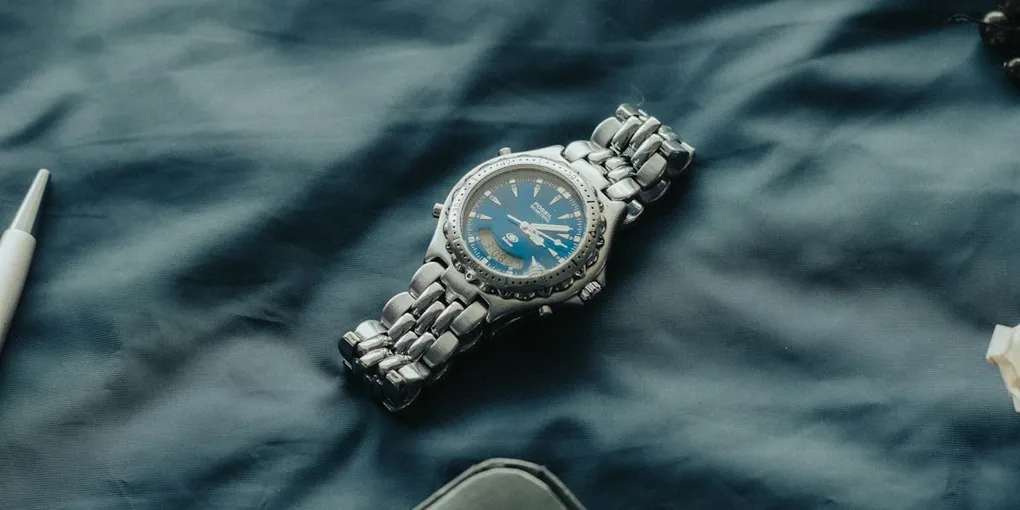 How To Remove Watch Bracelet Links And Resize A Metal Band