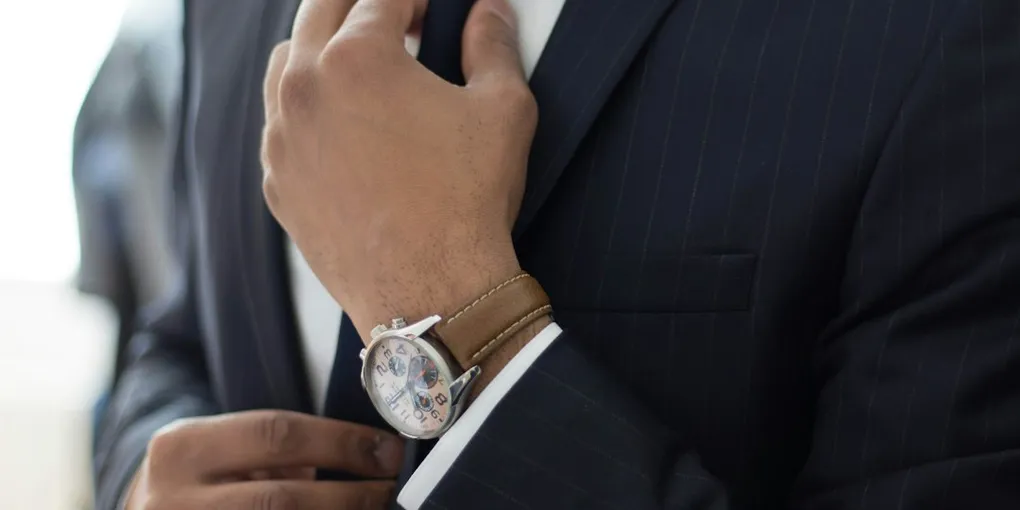 What Watch To Wear With A Suit