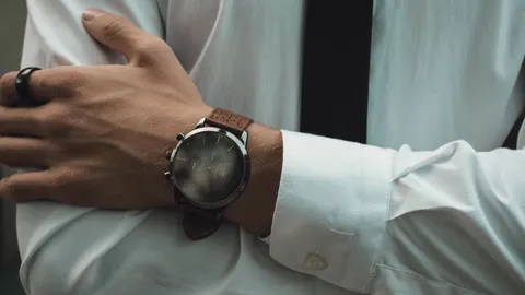 Why Mechanical Watches Outlast Smartwatches