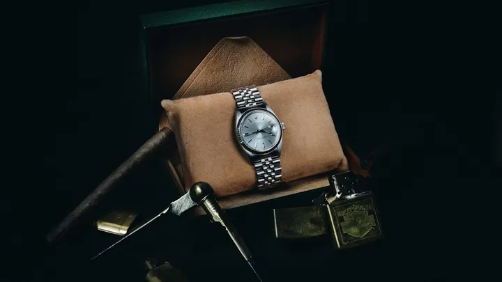 Why Watch Boxes Come With A Pillow